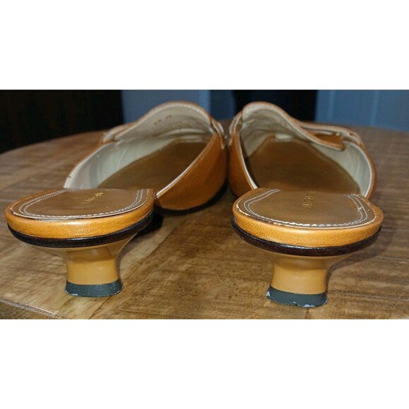 Antonio Melani "Nantucket" Brown Leather Loafer Mules Heels 6M Classic Style - Picture 9 of 12